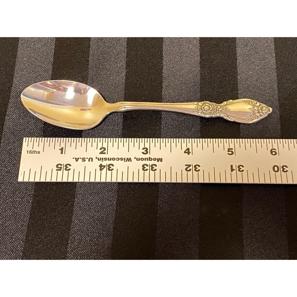 Oneida Community 18/8 stainless Plantation lot of 4 Dessert‎ Spoons